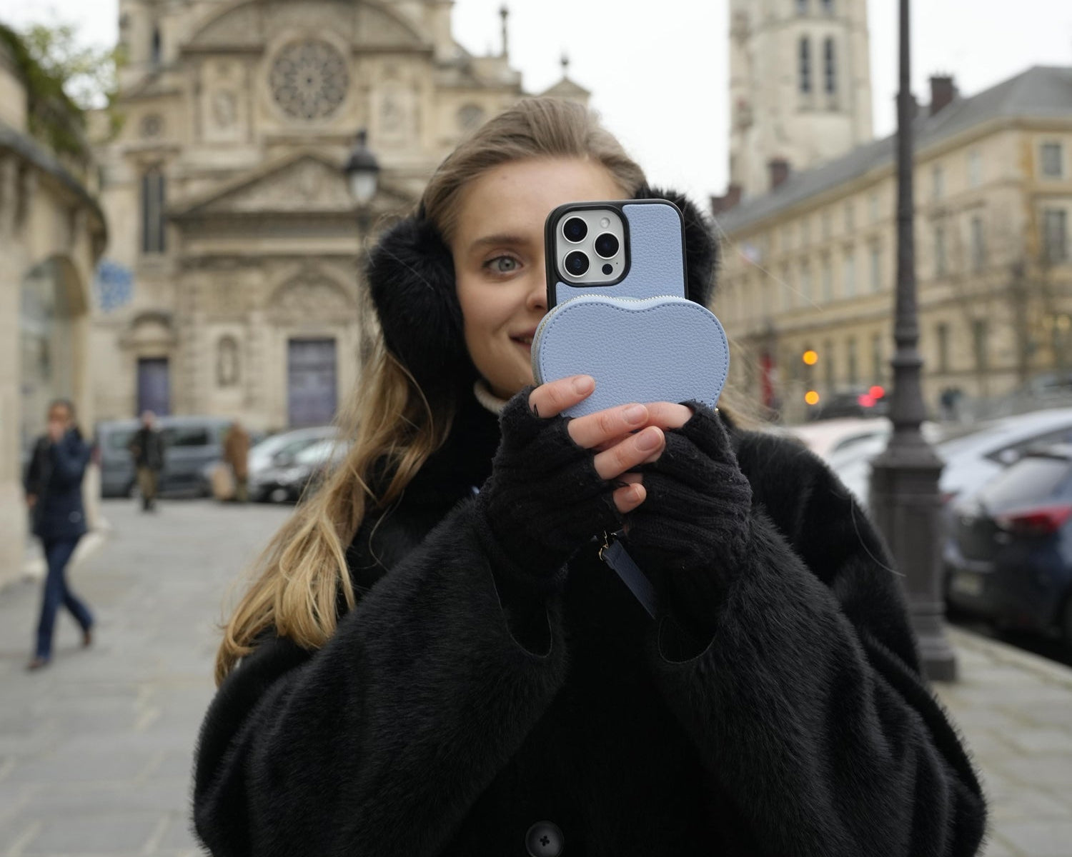 Wireless Phone Charging with Case: Reclaim an Efficient Life