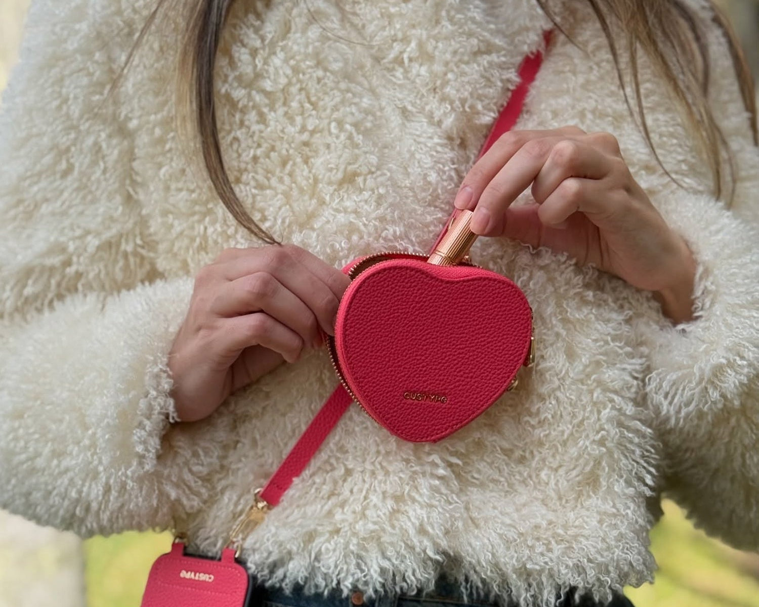 2025 Must-Buy List: Happiness Maximized with iPhone Accessories!