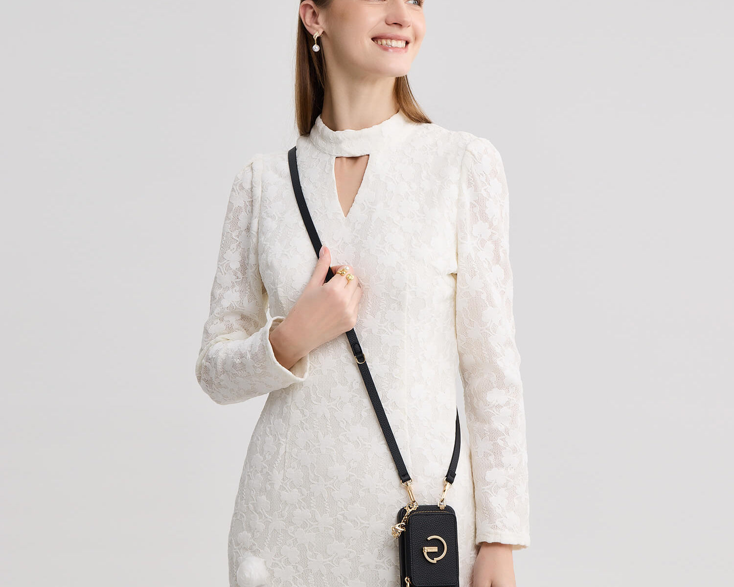 Crossbody Phone Case Trends in 2026: Designs, Colors, and Materials to Watch