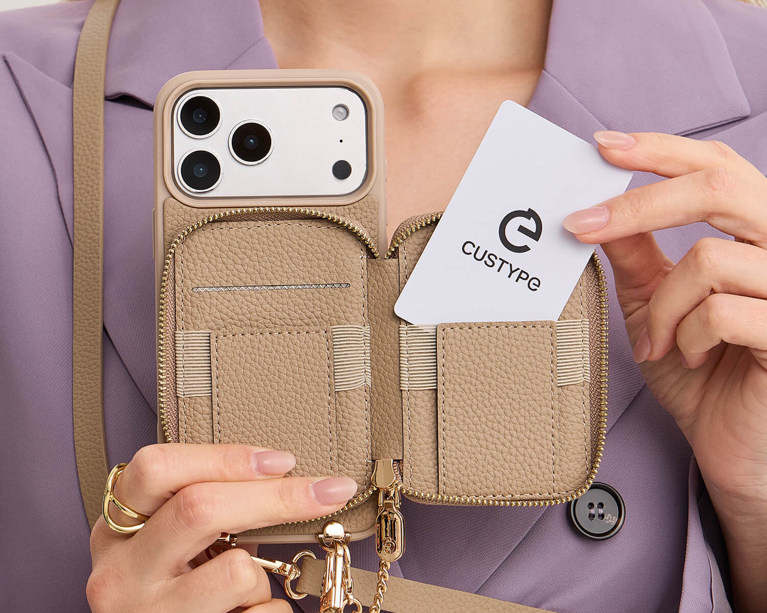 How a Leather Phone Case with a Strap Mirrors Your Professional Approach?