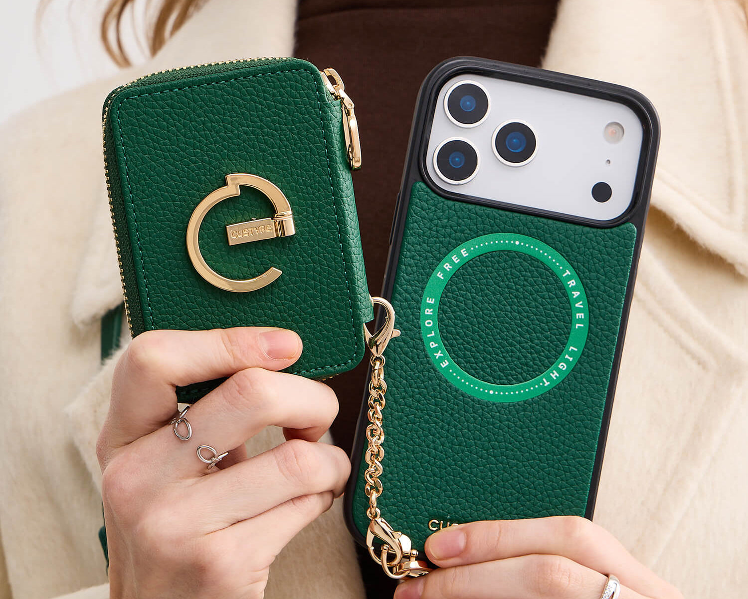Do Magnetic Phone Wallets Work with a Case?