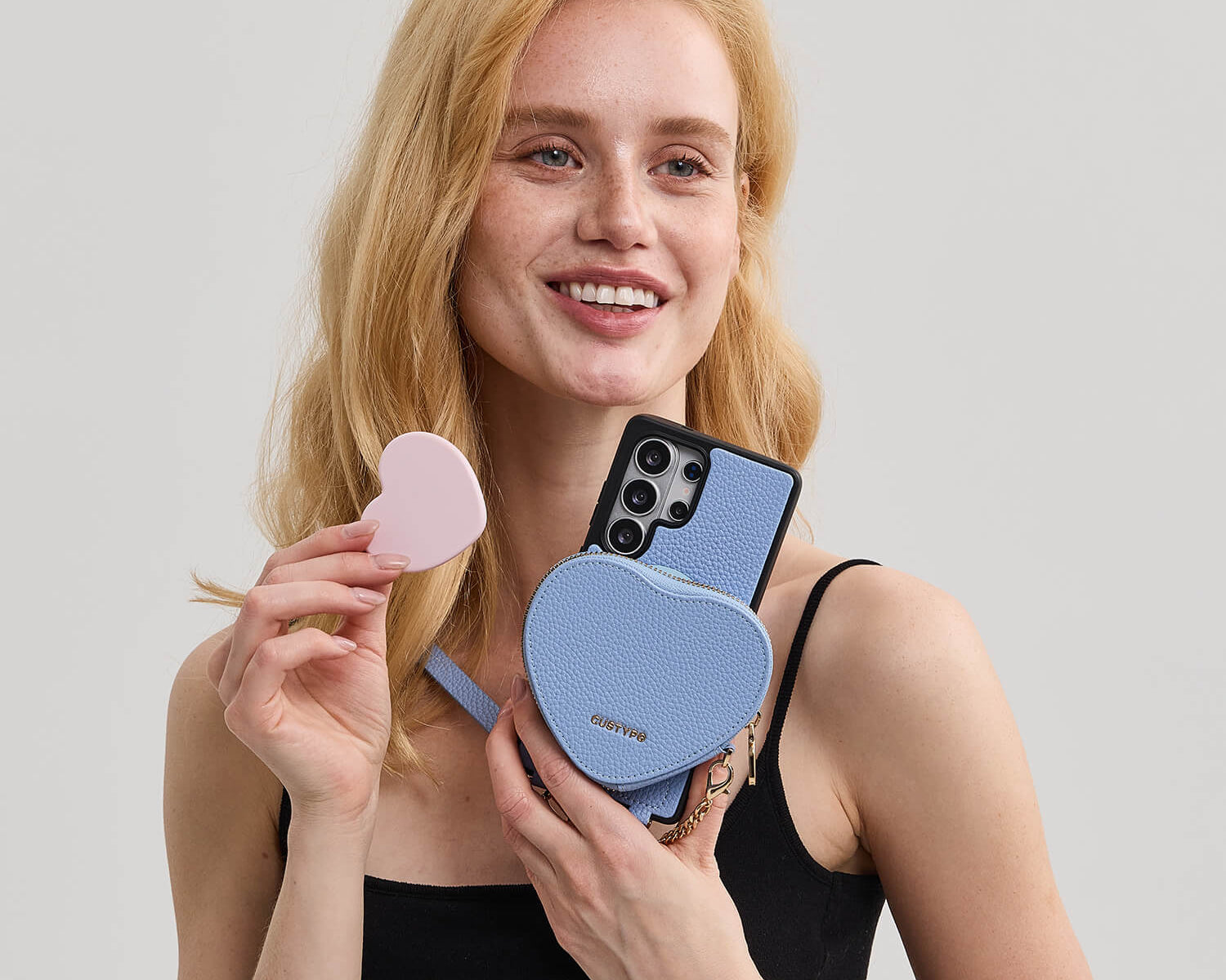 Can Cell Phone Covers Affect Camera Quality or Flash Glare?