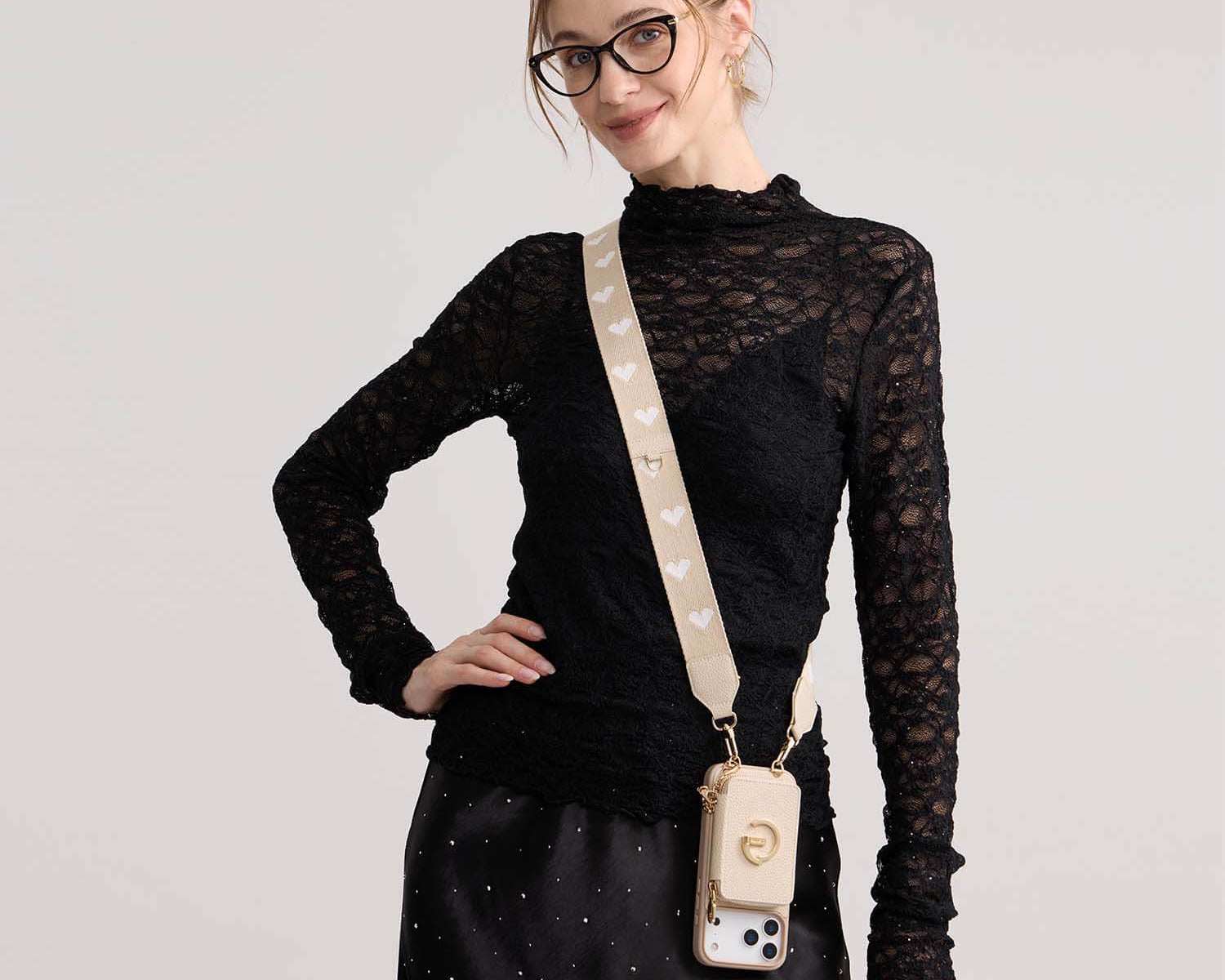 What to Look for When Buying a Wallet Phone Case Online (Checklist Inside!)