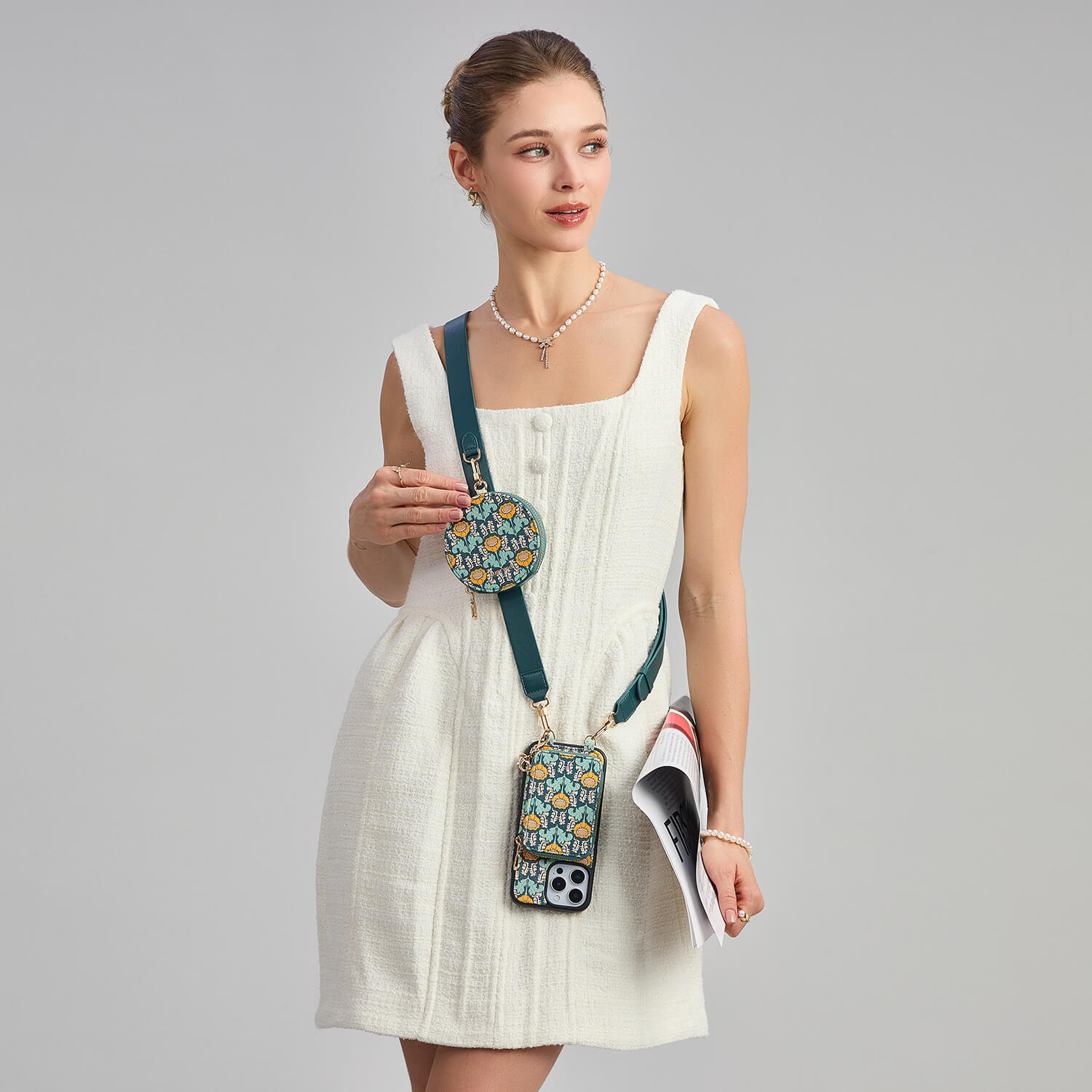 cell phone case with strap
