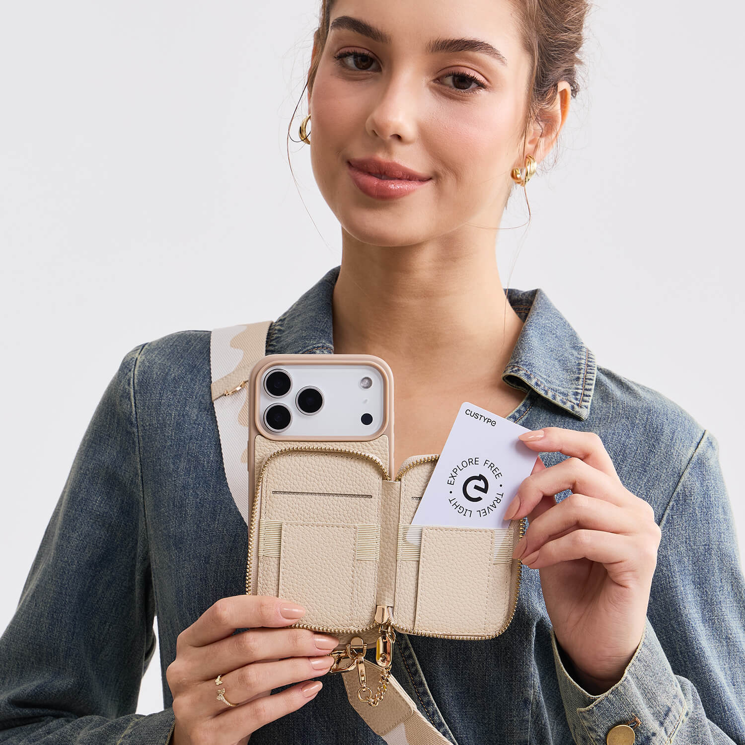 ホリデーギフトのアイデア：Custype 多機能 iPhone 17 Pro ケース