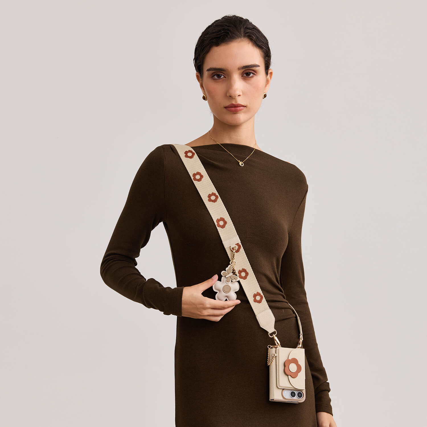 bloom_pal_slim_wallet_phone_case_with_strap_flower_charm_iphone_duo_beige_1.jpg