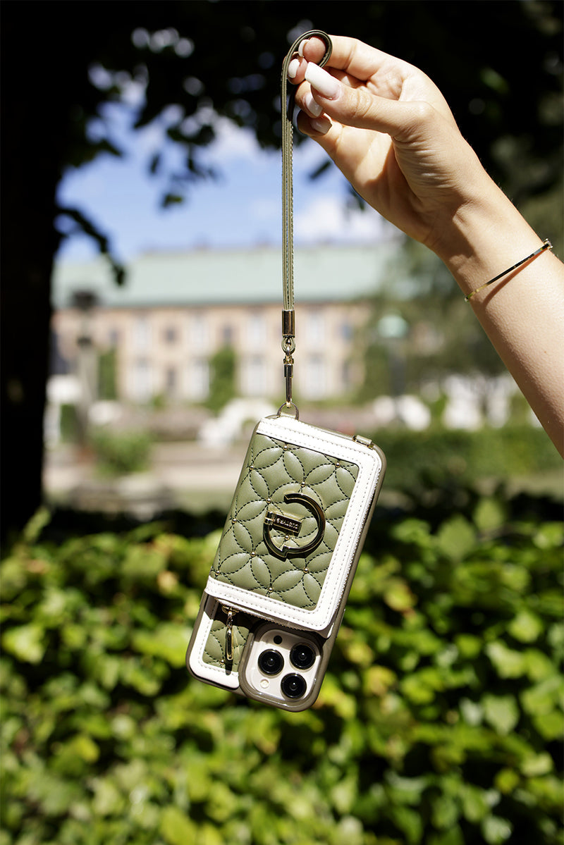 Custype ThreadTrend- Bloom Stitching Phone Case