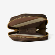 ルトリー・キス ― マグネット式リップポーチ付き iPhone クロスボディケース