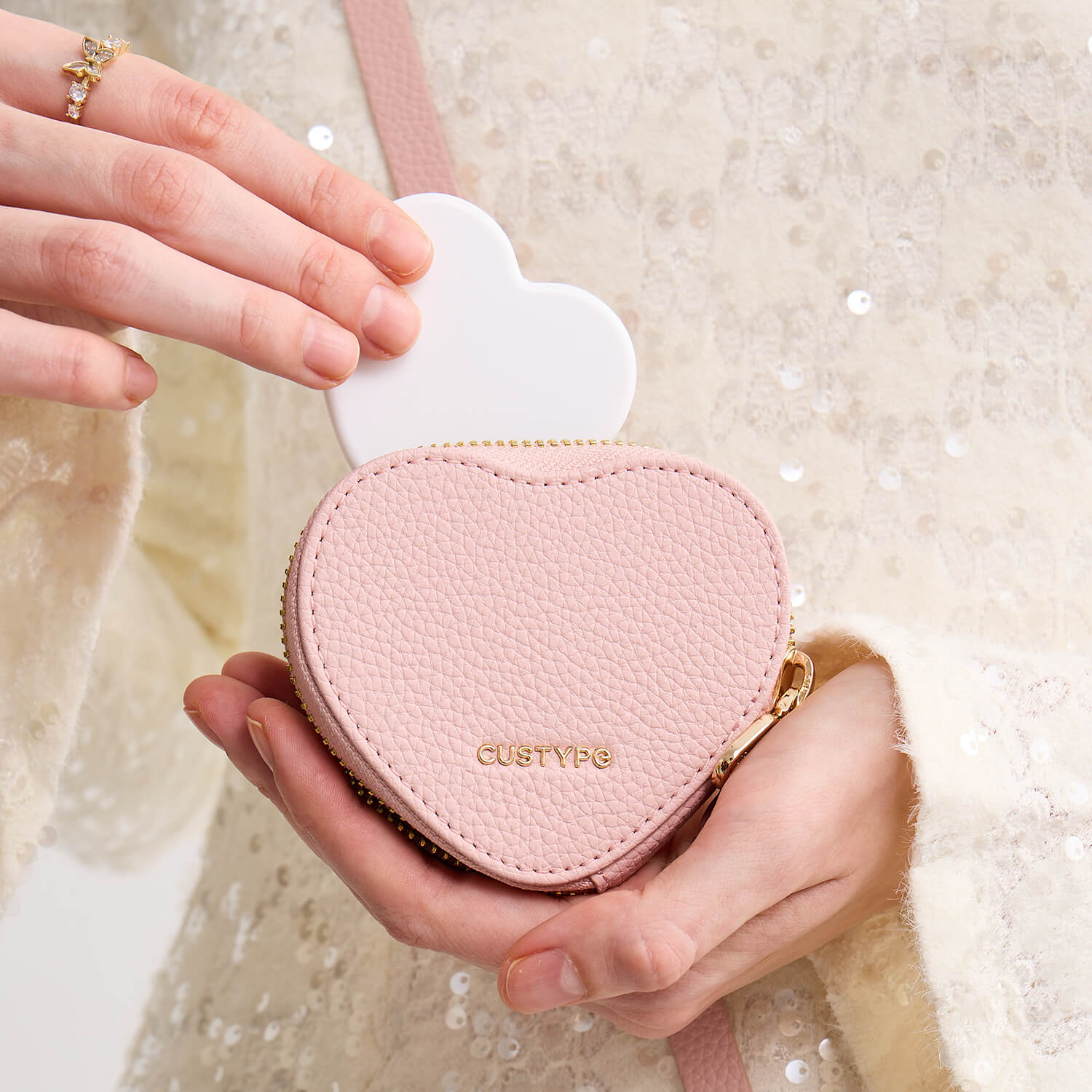 Heart Airpod Kit- Magnetic iPhone case with Strap & Stand