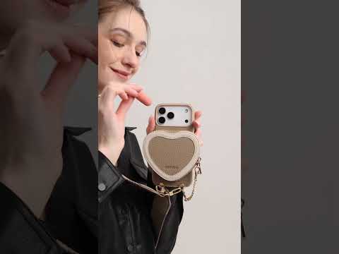 iPhone 17 Pro用レザーバイカラーハートケース – シックで完璧にマッチ