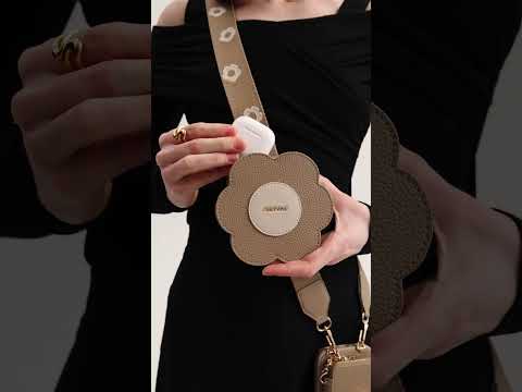 Custype レザーウォレット付きクロスボディスマホケース＆フローラル