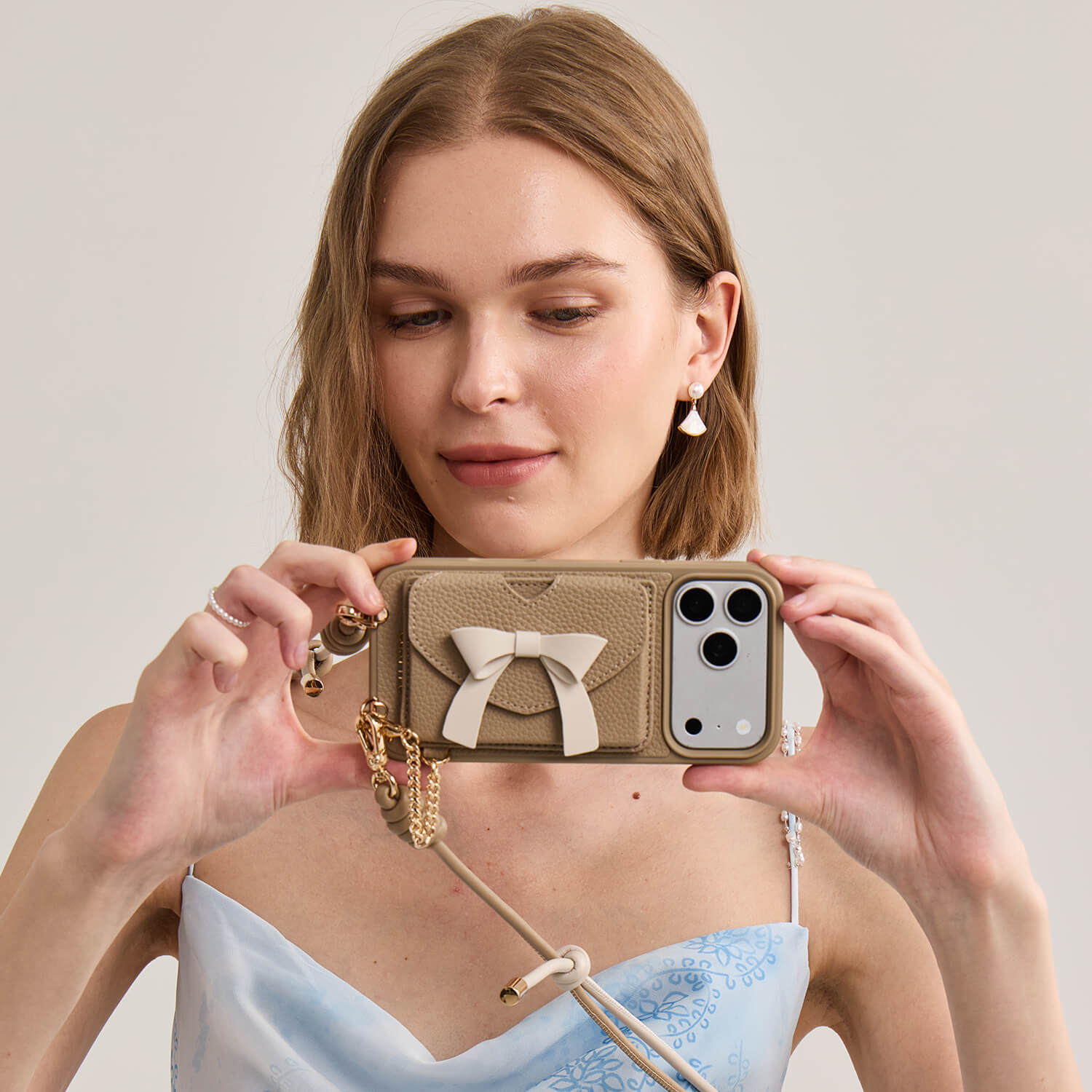 Rope Arc- Magnetic Wallet Phone Case with Adjustable Crossbody Strap