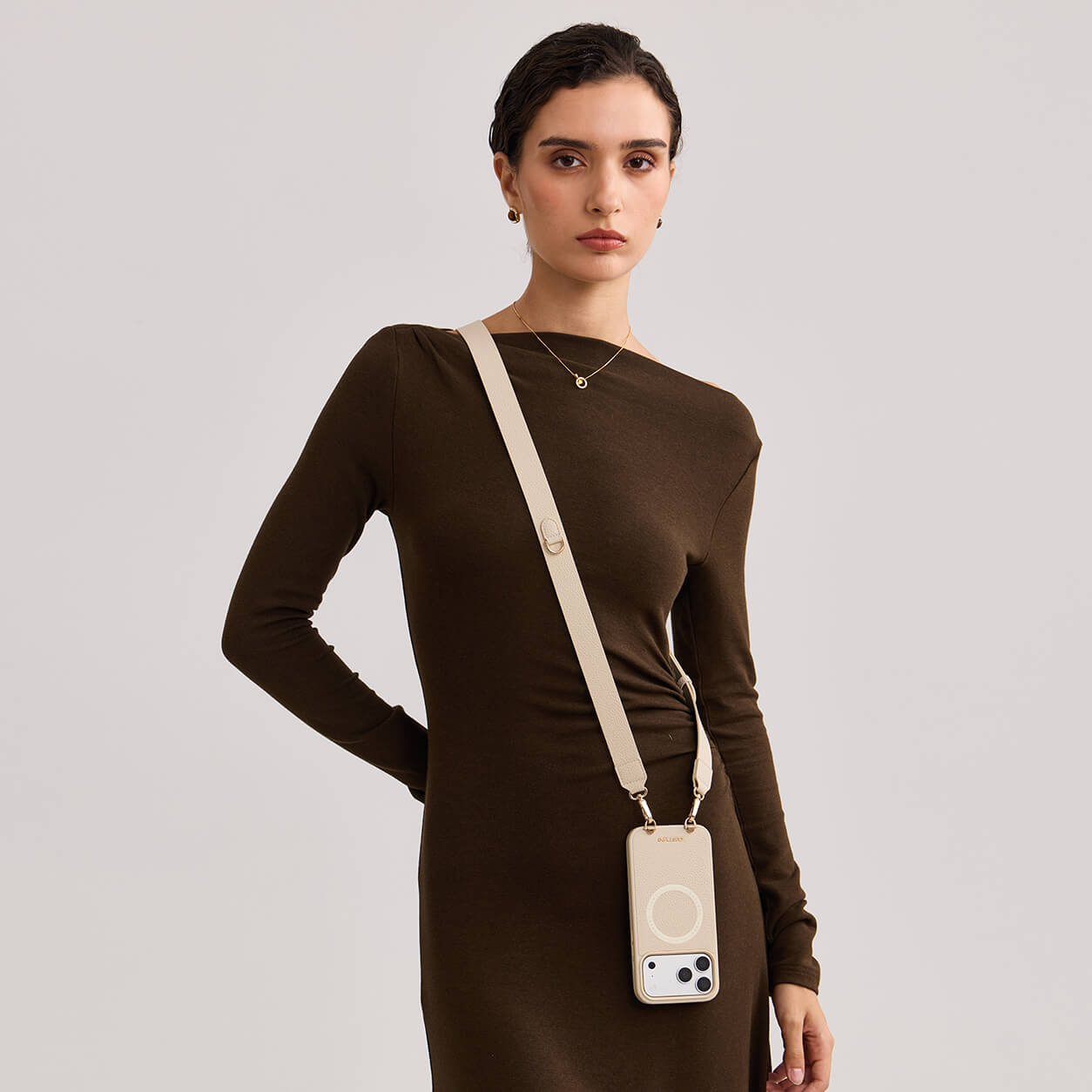 Sleek Design Kit- MagSafe Case with Wide Crossbody Strap