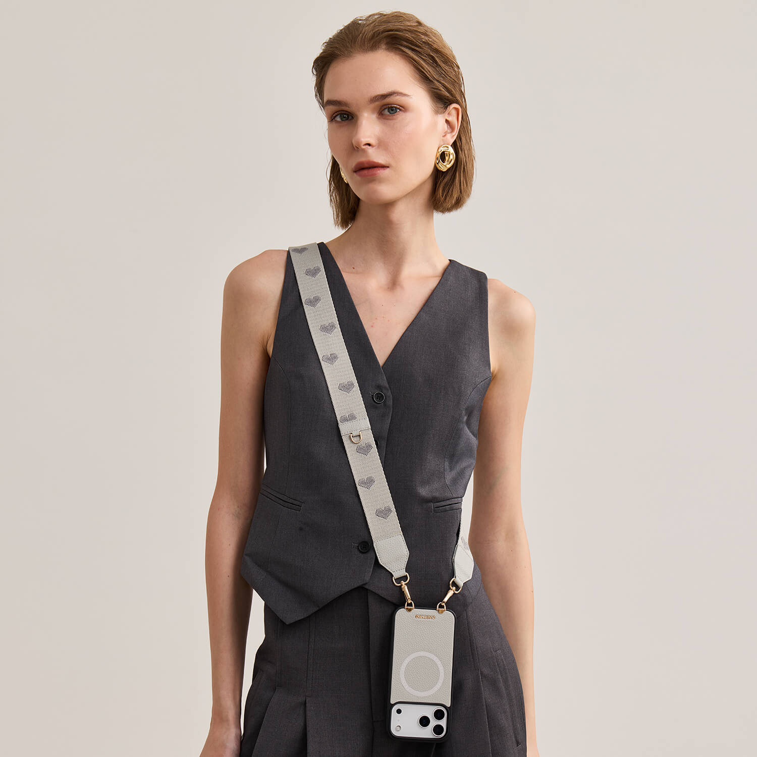 sleek_design_kit_webbing_crossbody_magnetic_phone_case_light_gray_2.jpg