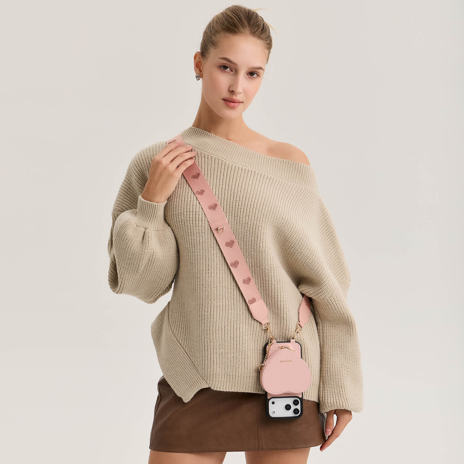 Morandi Grace Kit- Sling Phone Case with Magnetic Heart Pouch