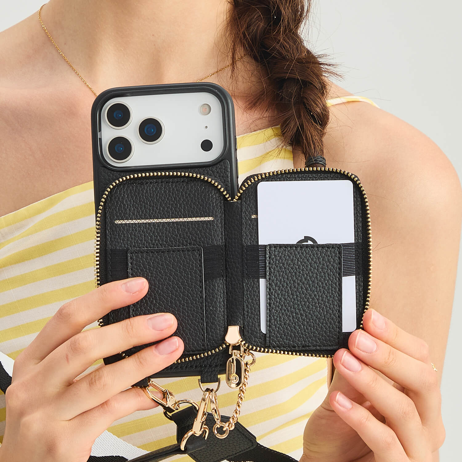Holiday Gift Idea: Custype Multifunctional iPhone 17 Pro Case with
